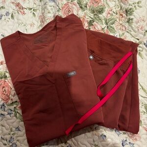 Muave pink with bright pink string figs